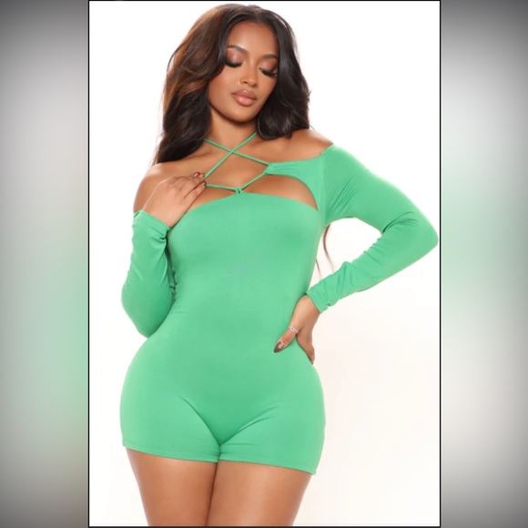 Fashion Nova romper 💚 - Picture 1 of 6